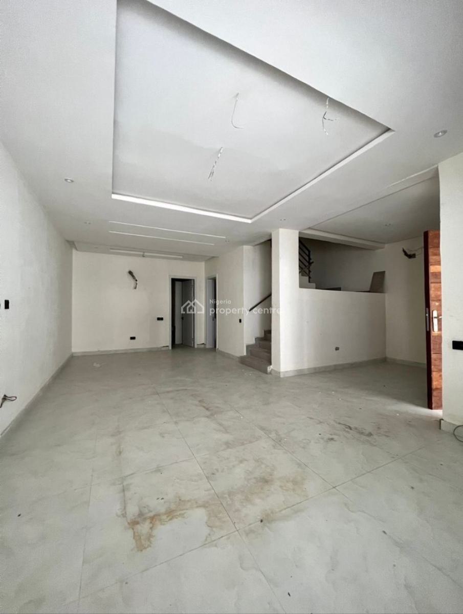 4 Bedroom Terraced Duplex in a Serviced Estate, Beach Resort Estate, Osapa, Lekki, Lagos, House for Sale