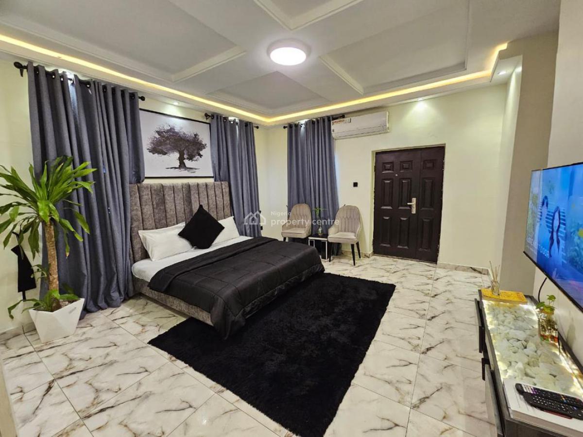 Sweetly Furnished 1 Bedroom Apartment, Airport Road, Ikeja Gra, Ikeja, Lagos, Flat / Apartment Short Let