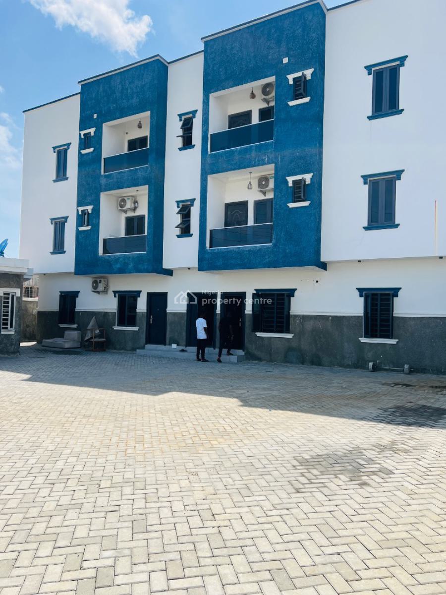 Sharp 2 Bedroom Apartment, Aptech, Just After Blenco Supermarket, Sangotedo, Ajah, Lagos, Flat / Apartment for Rent