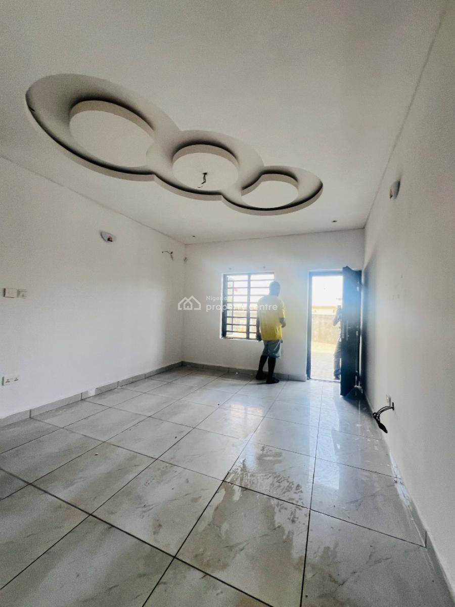 Sharp 2 Bedroom Apartment, Aptech, Just After Blenco Supermarket, Sangotedo, Ajah, Lagos, Flat / Apartment for Rent