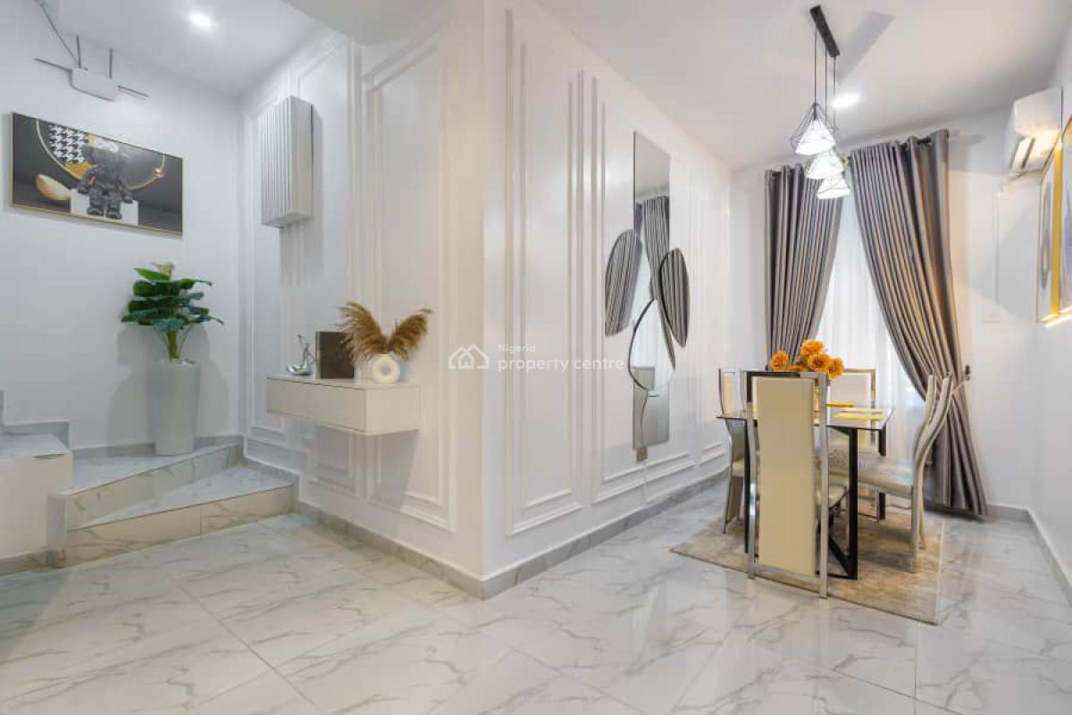 4 Bedroom Duplex with Snooker  Board  & Ps5, Lekki Phase 1, Lekki, Lagos, Flat / Apartment Short Let