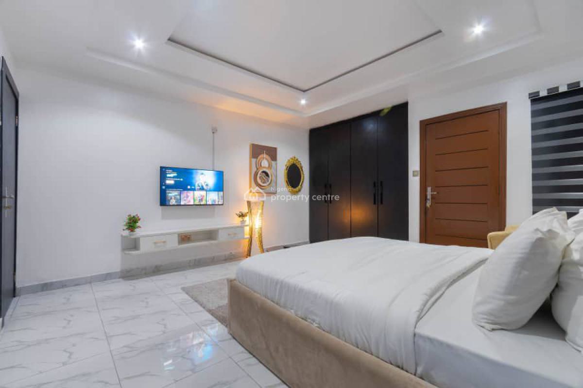4 Bedroom Duplex with Snooker  Board  & Ps5, Lekki Phase 1, Lekki, Lagos, Flat / Apartment Short Let