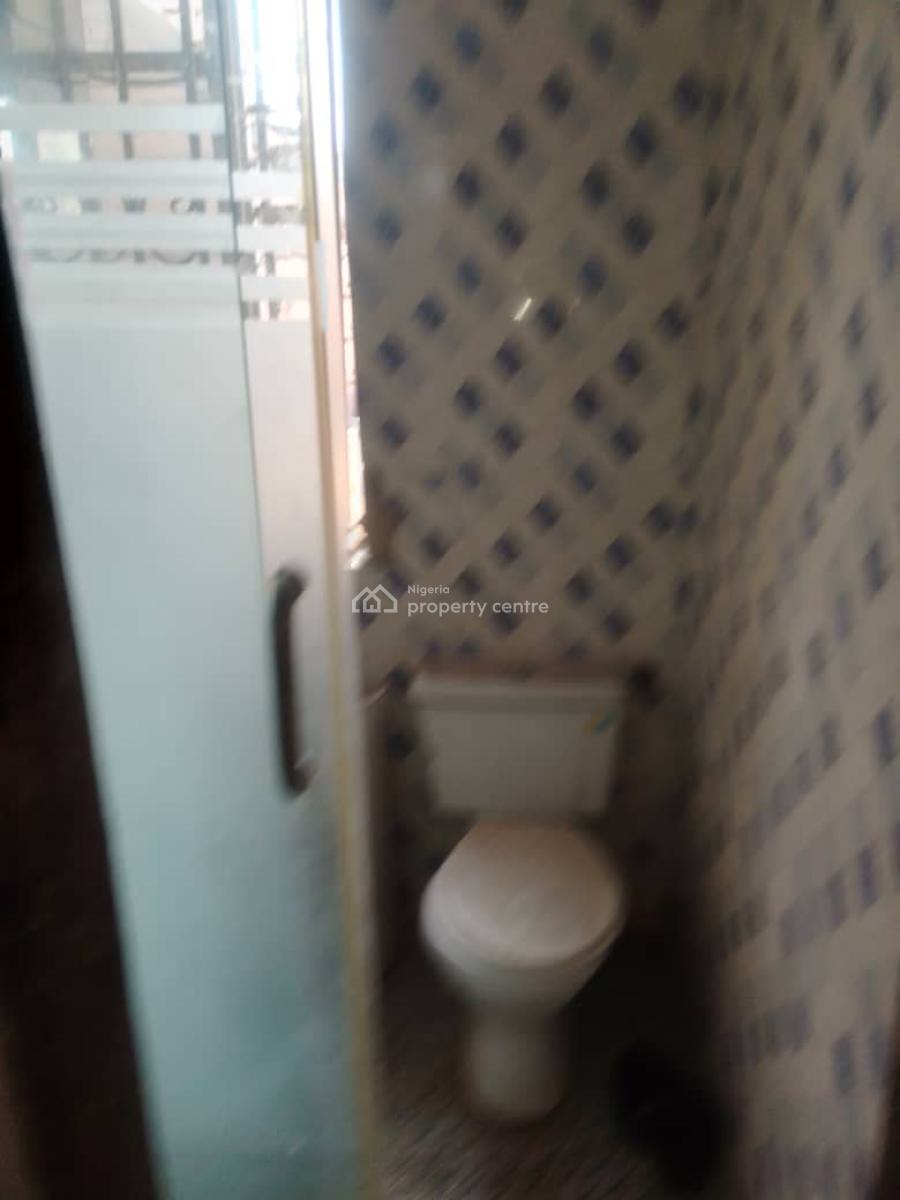Mini Flat, Upstairs, Orchid Road, Lekki, Lagos, Flat / Apartment for Rent