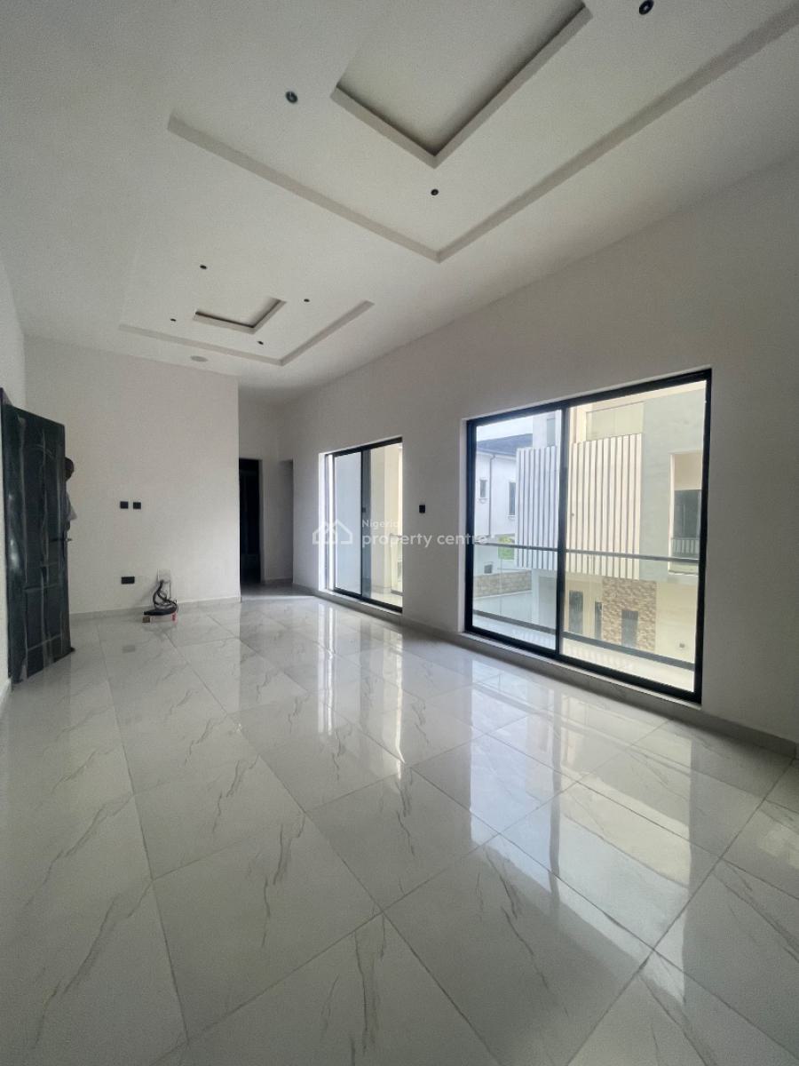 Distress Luxury Built 4 Bedrooms Detached House with Bq, Off Orchid Road, Lekki Phase 1, Lekki, Lagos, Detached Duplex for Sale