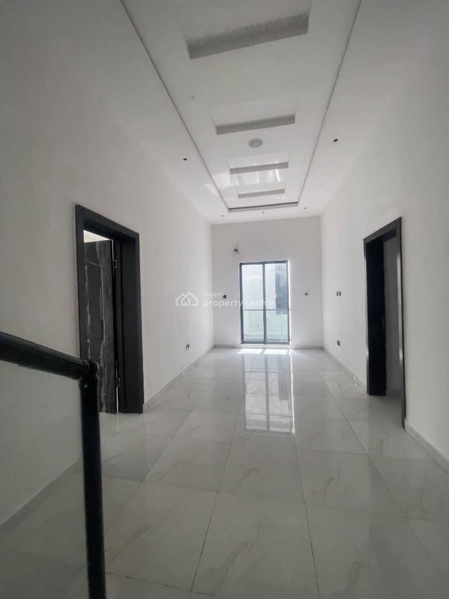 Distress Luxury Built 4 Bedrooms Detached House with Bq, Off Orchid Road, Lekki Phase 1, Lekki, Lagos, Detached Duplex for Sale