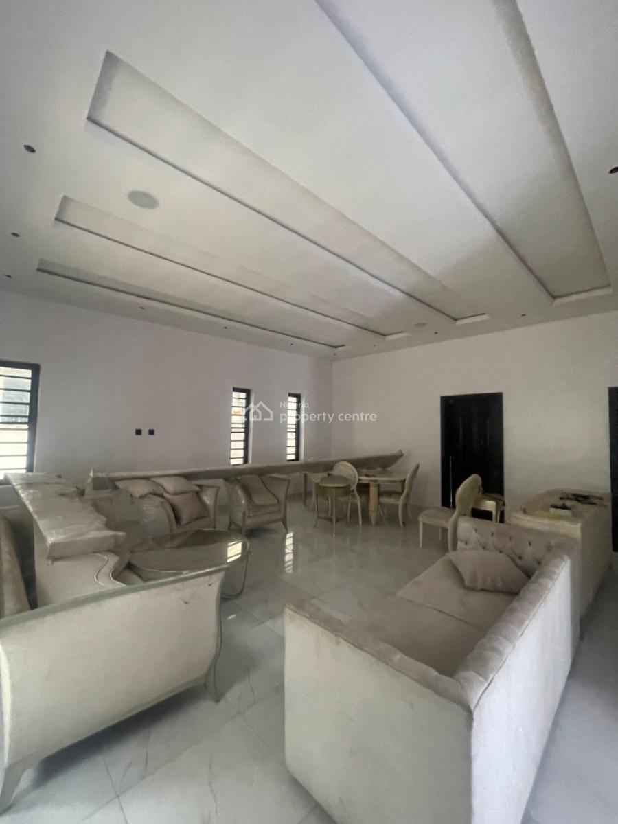 Distress Luxury Built 4 Bedrooms Detached House with Bq, Off Orchid Road, Lekki Phase 1, Lekki, Lagos, Detached Duplex for Sale