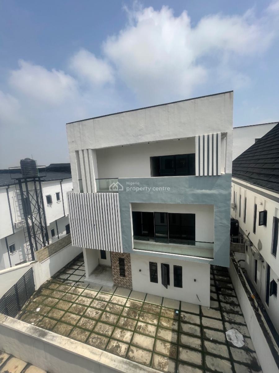 Distress Luxury Built 4 Bedrooms Detached House with Bq, Off Orchid Road, Lekki Phase 1, Lekki, Lagos, Detached Duplex for Sale