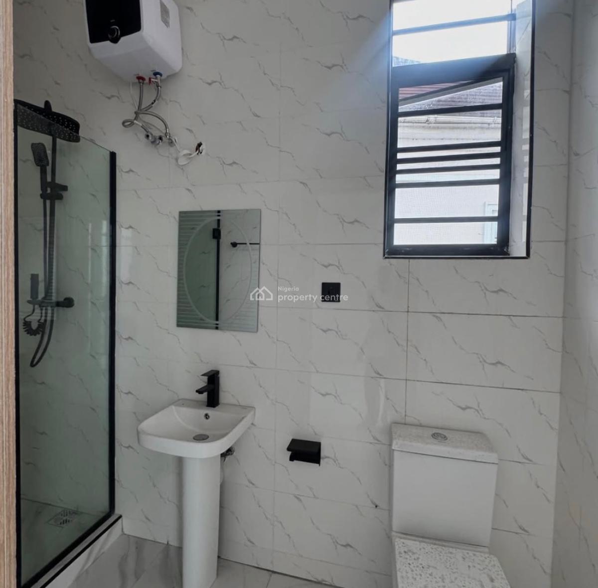 4 Bedroom Terrace Duplexes, Chevron Drive, Lekki, Lagos, Terraced Duplex for Sale