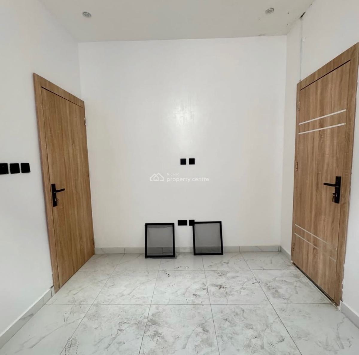 4 Bedroom Terrace Duplexes, Chevron Drive, Lekki, Lagos, Terraced Duplex for Sale