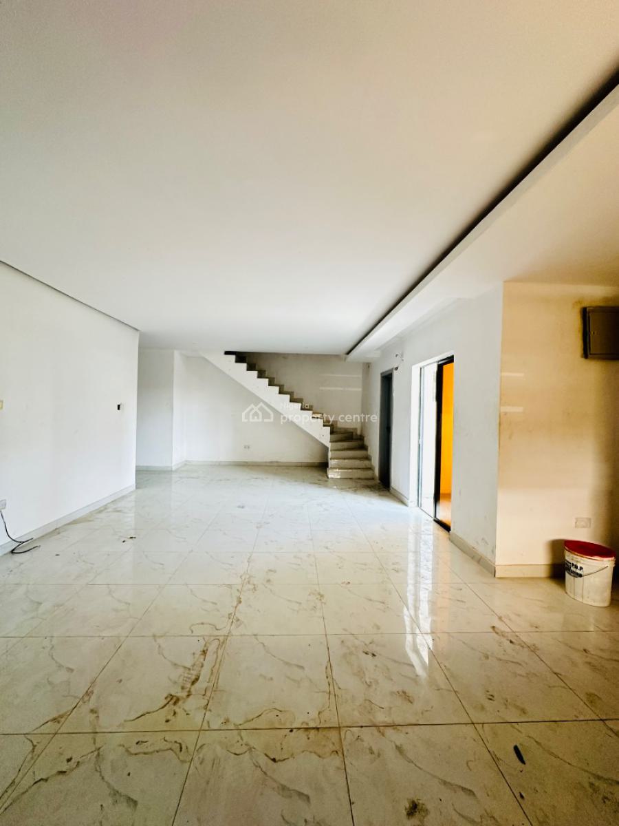 Beautifully 2 Bedroom Maisonette with Pool, Gym & Elevator, Lekki Phase 1, Lekki, Lagos, House for Rent