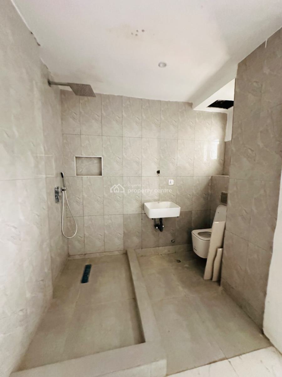 Beautifully 2 Bedroom Maisonette with Pool, Gym & Elevator, Lekki Phase 1, Lekki, Lagos, House for Rent