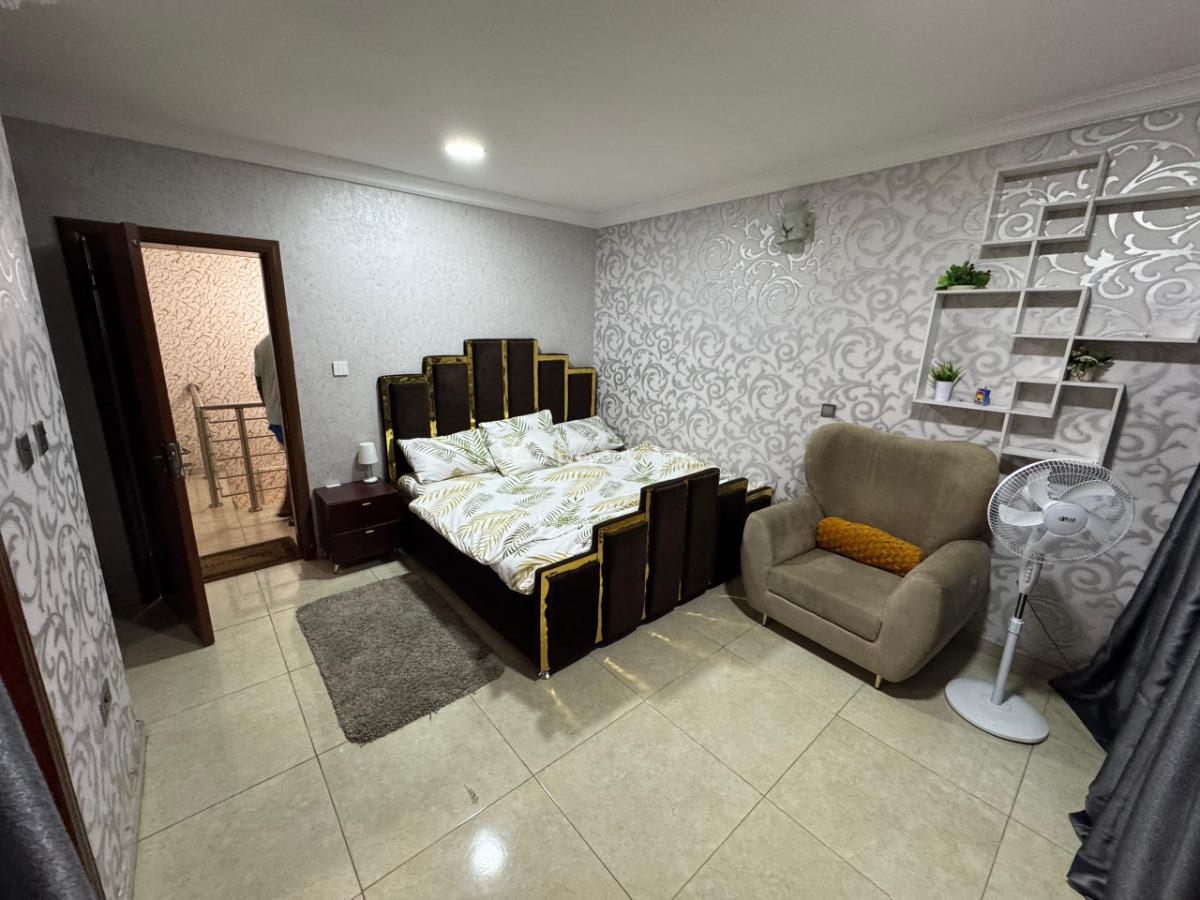 Super Clean 3 Bedroom Terrace Duplex, Ikate Elegushi, Lekki, Lagos, Terraced Duplex for Rent