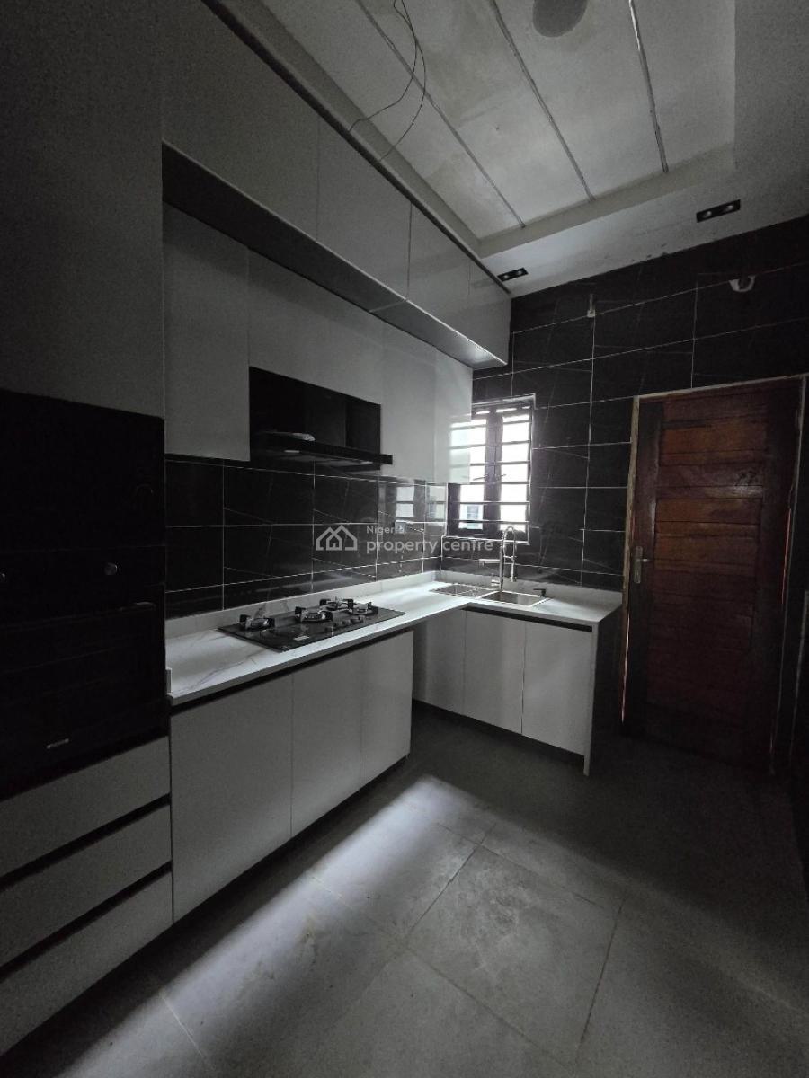 4 Bedroom Luxurious Built Terrace, Ikota, Lekki, Lagos, Terraced Duplex for Sale
