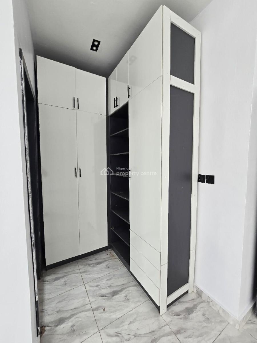 4 Bedroom Luxurious Built Terrace, Ikota, Lekki, Lagos, Terraced Duplex for Sale