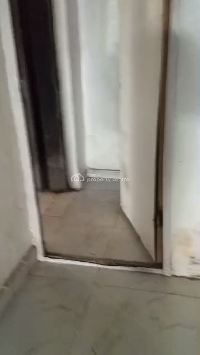 Ground Floor Open Plan Space (about 120sqmt), Adeniyi Jones, Ikeja, Lagos, Office Space for Rent