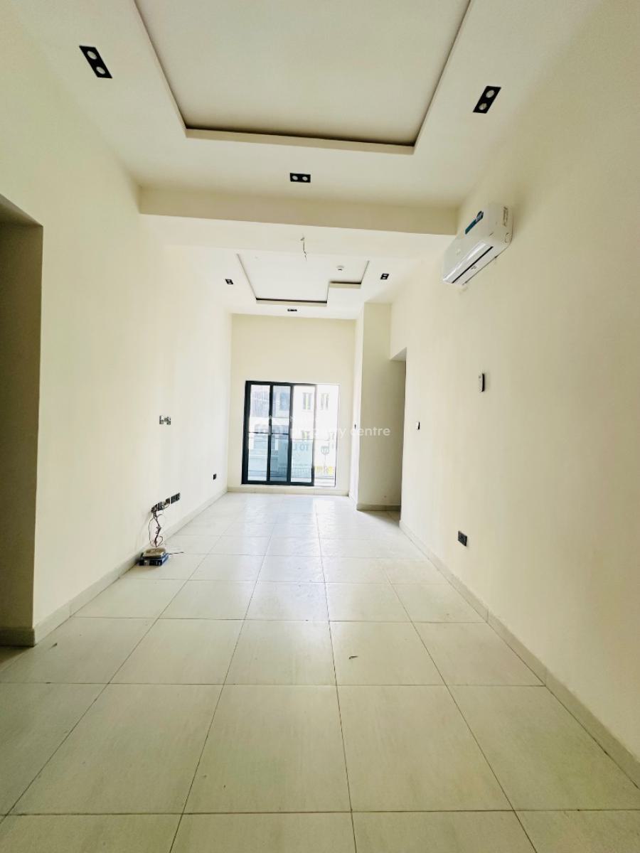 Cozy 2 Bedroom Apartment with Bq, Gym and Elevator, Lekki Phase 1, Lekki, Lagos, Flat / Apartment for Rent