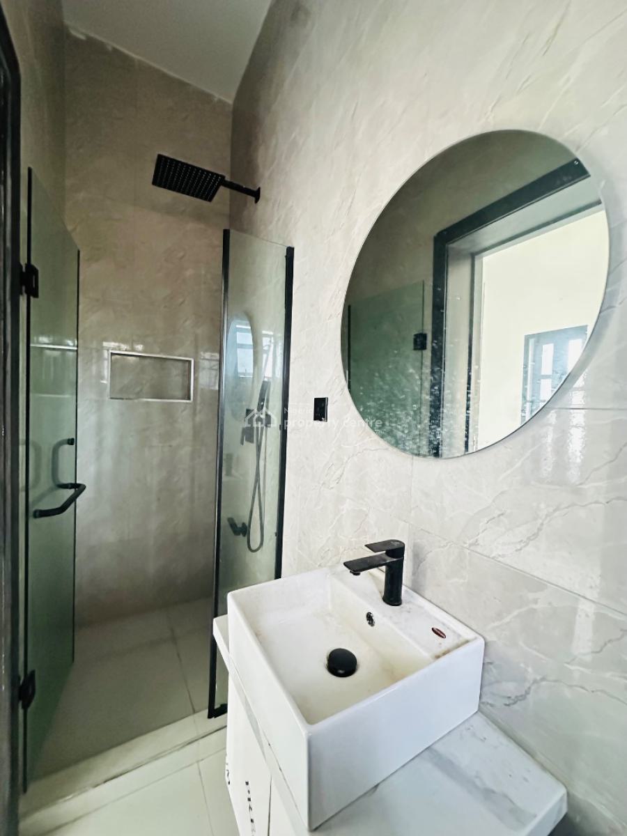 Cozy 2 Bedroom Apartment with Bq, Gym and Elevator, Lekki Phase 1, Lekki, Lagos, Flat / Apartment for Rent