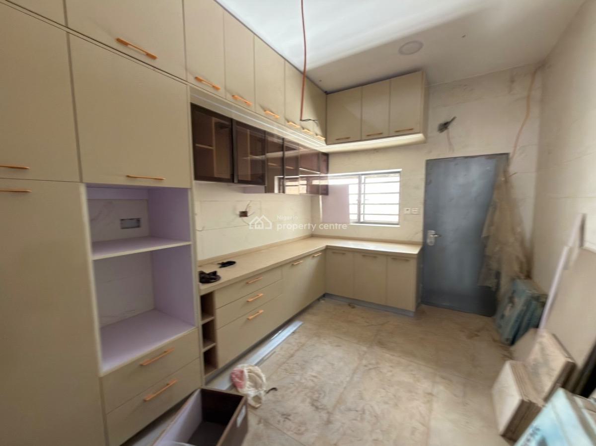 Luxurious 4 Bedroom House, Off Coza, Guzape District, Abuja, Semi-detached Duplex for Sale