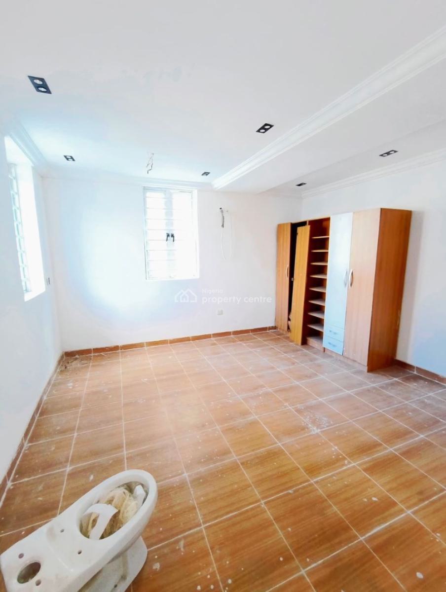 Beautifully Designed 3 Bedroom Apartment Plus Solar & Inverter, Yaba, Lagos, Block of Flats for Sale