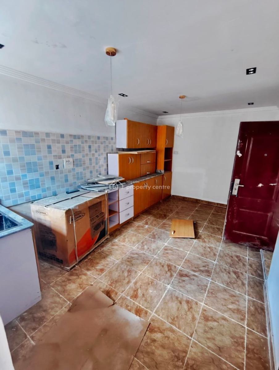 Beautifully Designed 3 Bedroom Apartment Plus Solar & Inverter, Yaba, Lagos, Block of Flats for Sale