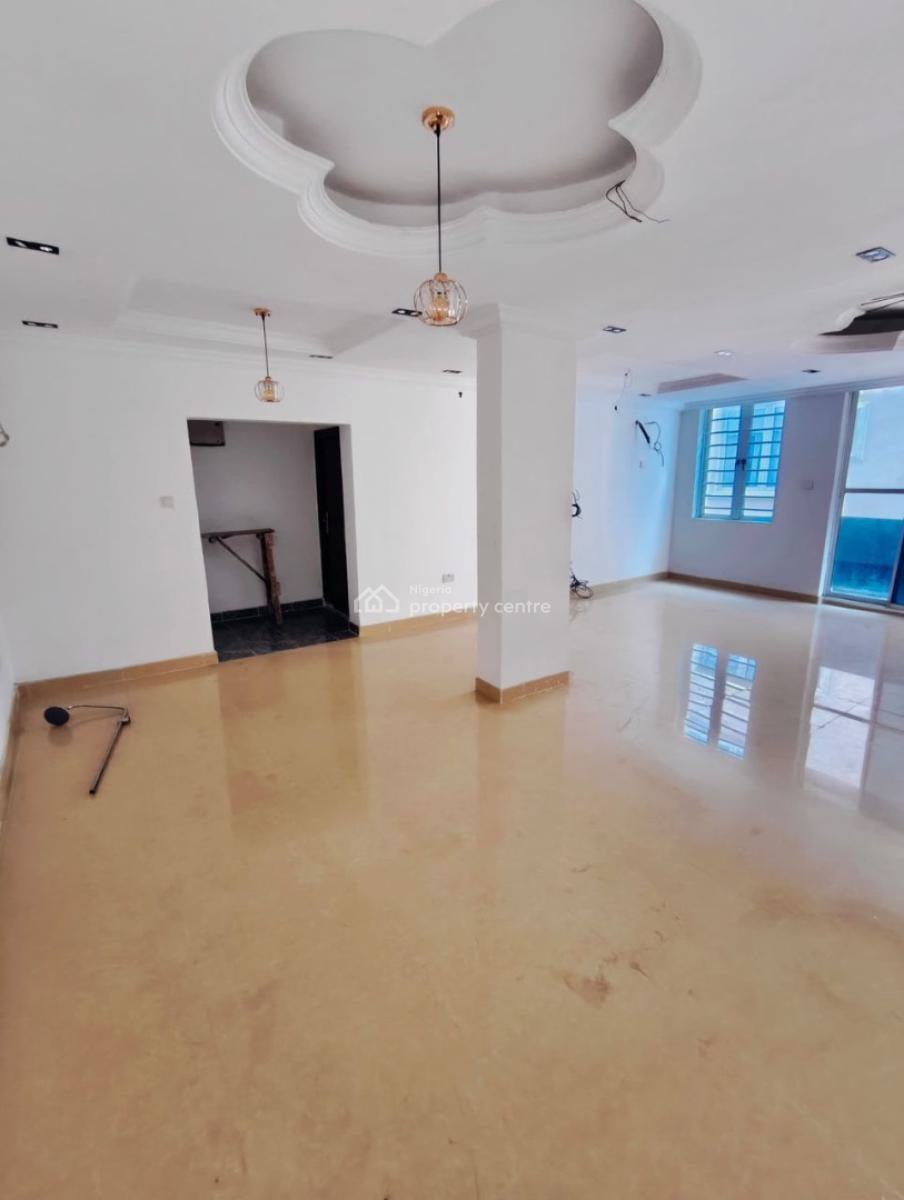 Beautifully Designed 3 Bedroom Apartment Plus Solar & Inverter, Yaba, Lagos, Block of Flats for Sale