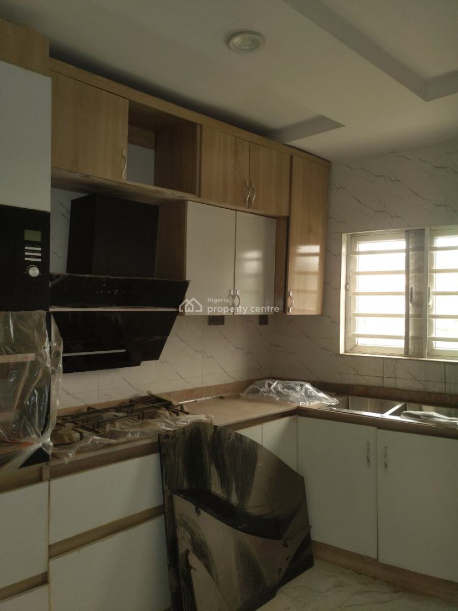 3 Bedrooms Flat, Ogba, Ikeja, Lagos, Flat / Apartment for Sale