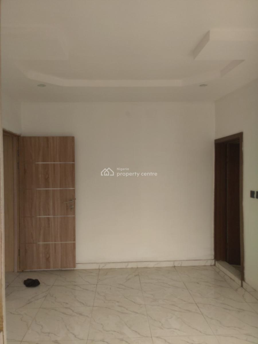 3 Bedrooms Flat, Ogba, Ikeja, Lagos, Flat / Apartment for Sale