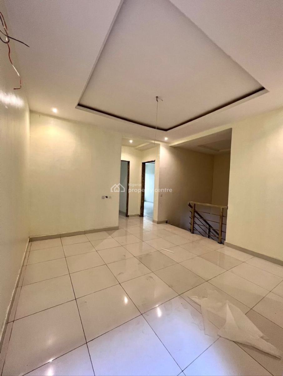 4 Bedroom Terraced Duplex in a Serviced Estate, Bankole Lukmon Estate, Ologolo, Lekki, Lagos, Terraced Duplex for Sale