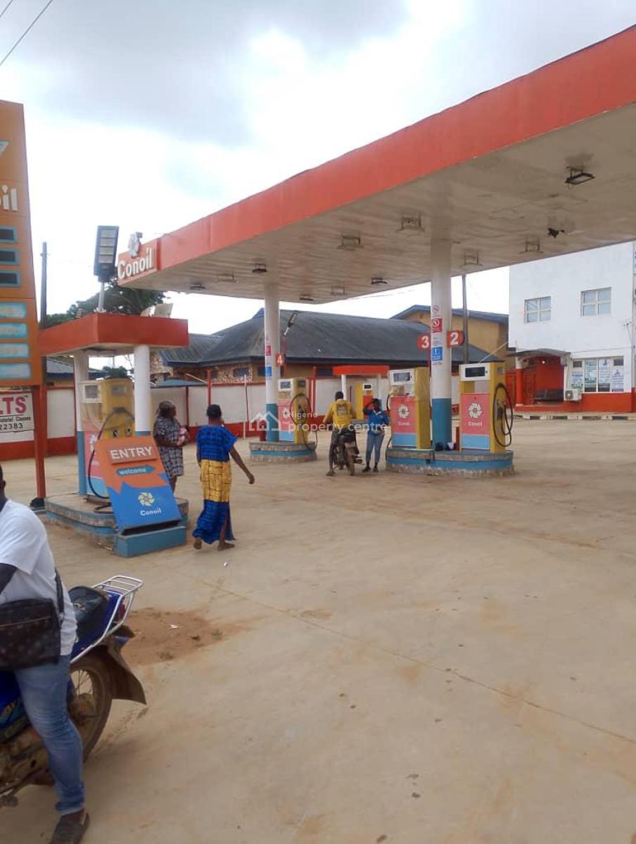 Functional Filling Station, Oke-aro, Ogun, Filling Station for Sale