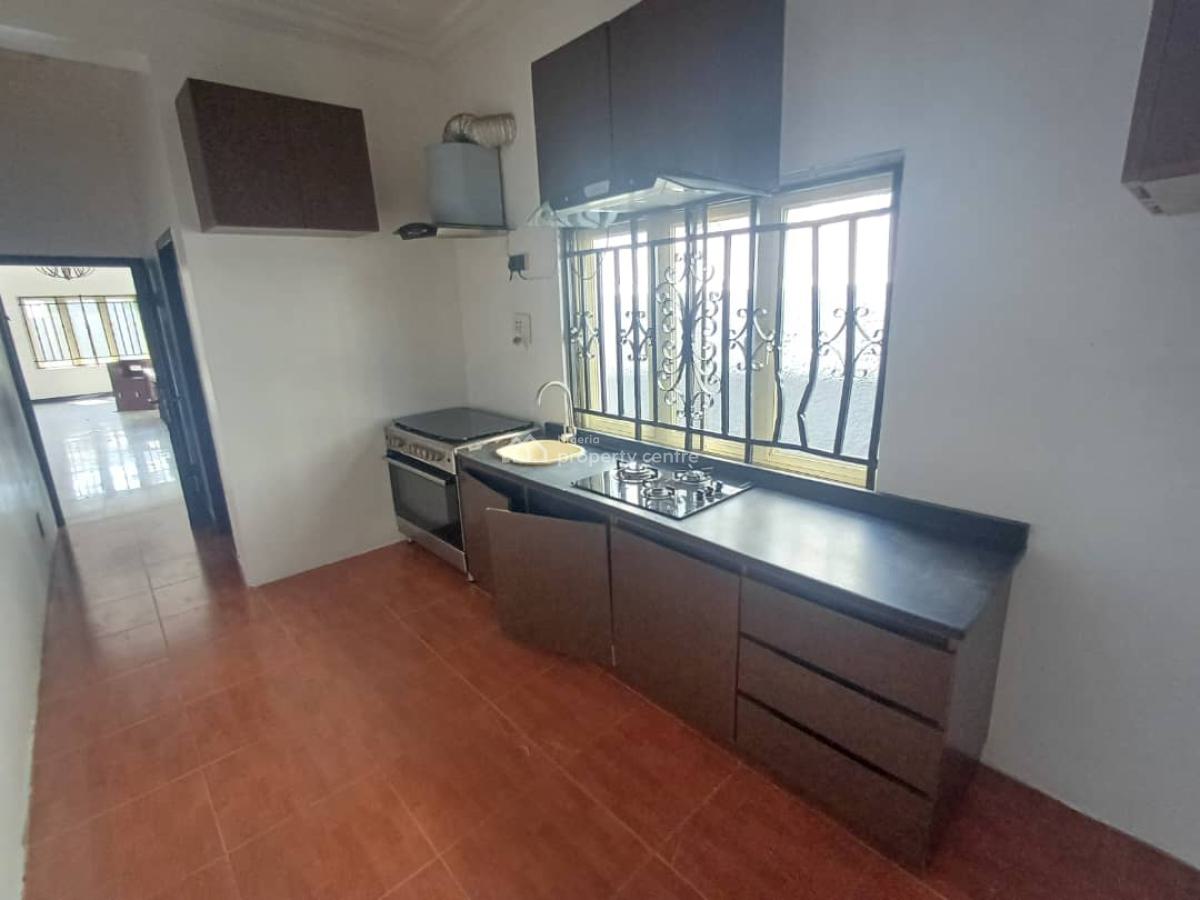 Spacious Self Serviced Room, Admiralty Road, Lekki, Lagos, Mini Flat (room and Parlour) for Rent