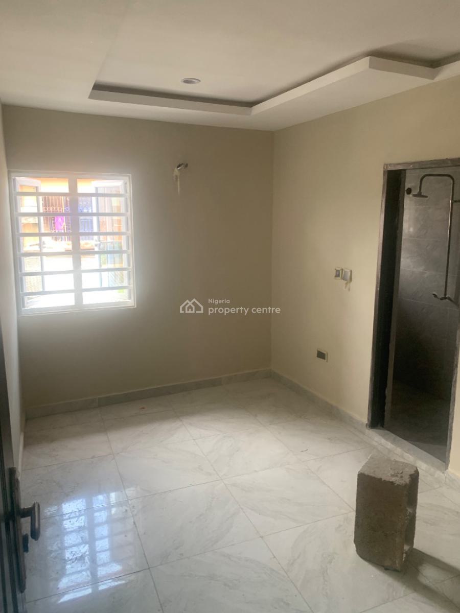 Newly Renovated 2 Bedroom Apartment, Kolawole Eboda Street, Alapere, Ketu, Lagos, Flat / Apartment for Rent
