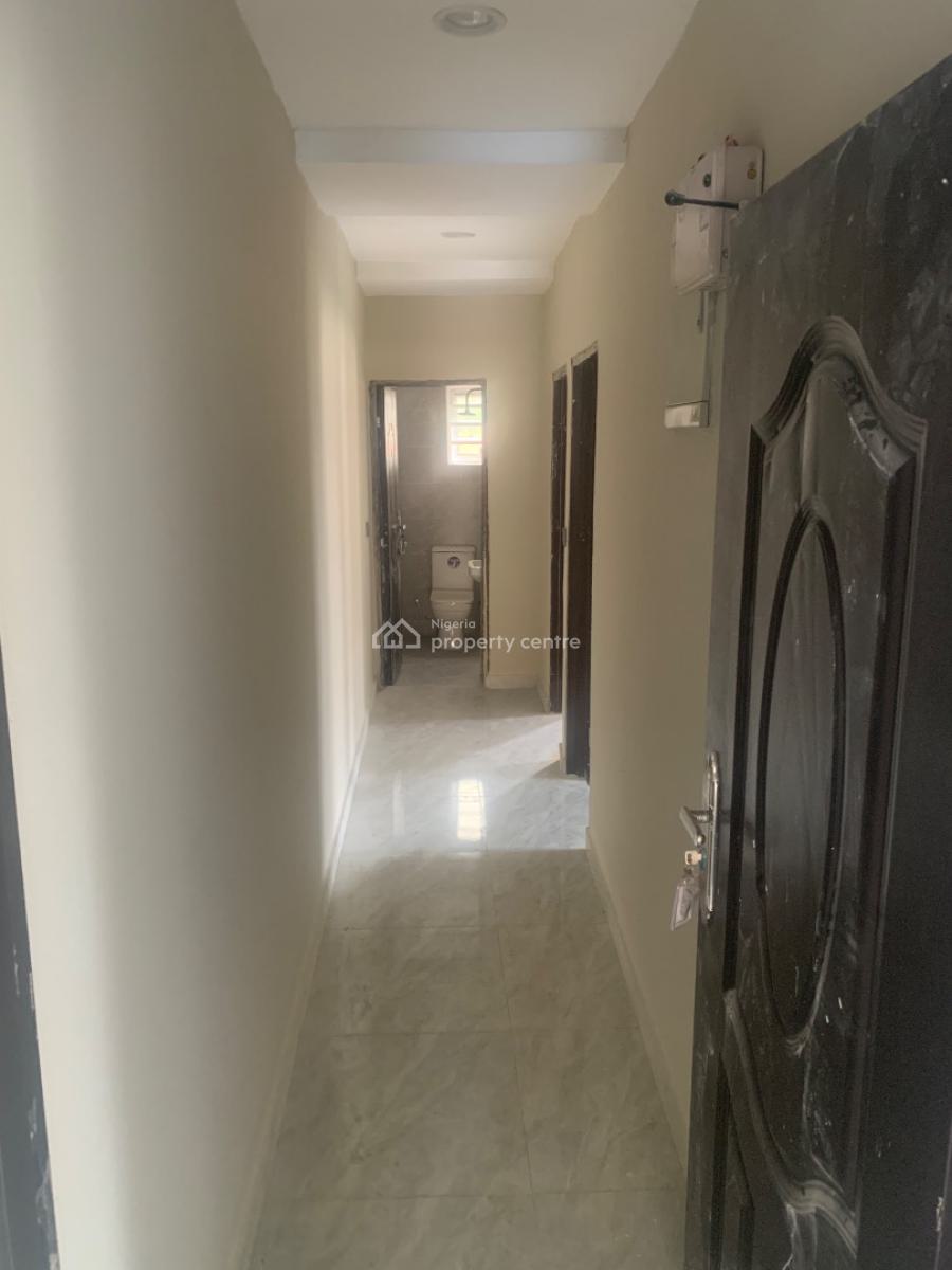 Newly Renovated 2 Bedroom Apartment, Kolawole Eboda Street, Alapere, Ketu, Lagos, Flat / Apartment for Rent