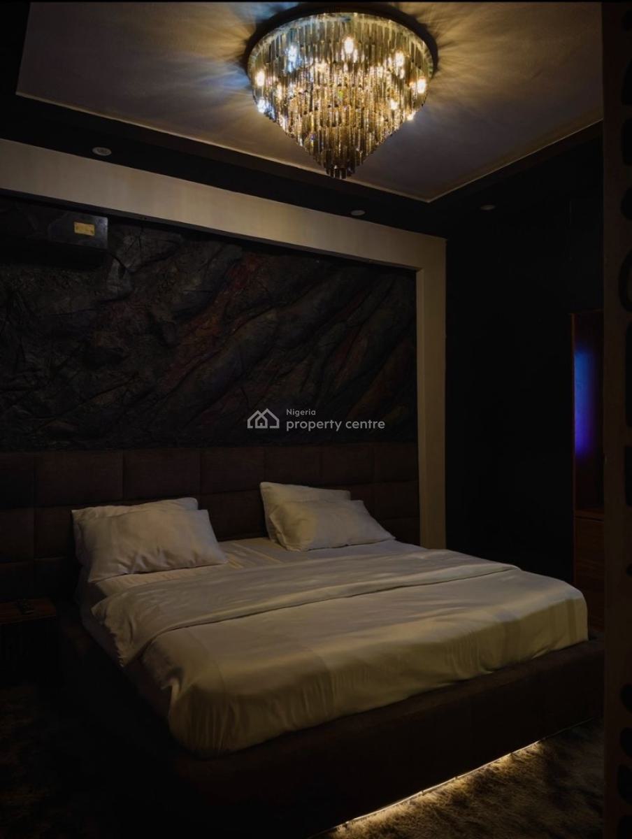 Luxury 1 Bedroom Apartment, Lekki Phase 1, Lekki, Lagos, Flat / Apartment Short Let