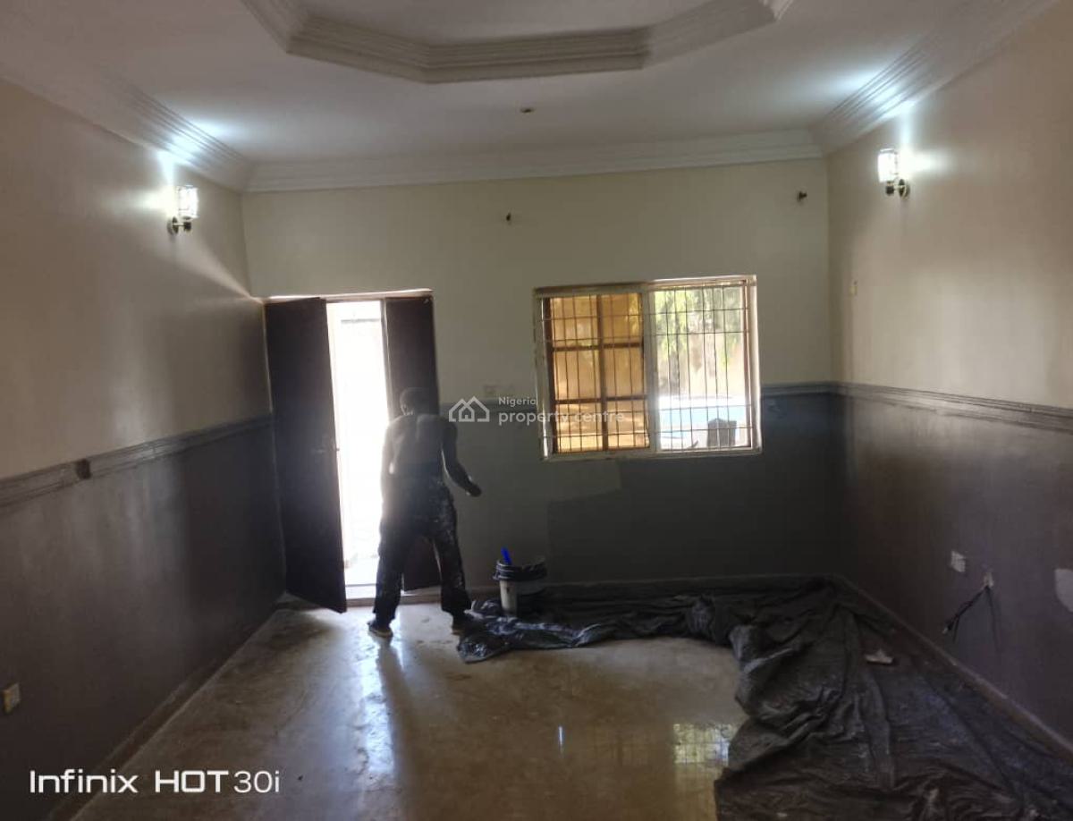 Clean 2 Bedroom Flat, Off 4th Avenue, Gwarinpa, Abuja, Flat / Apartment for Rent
