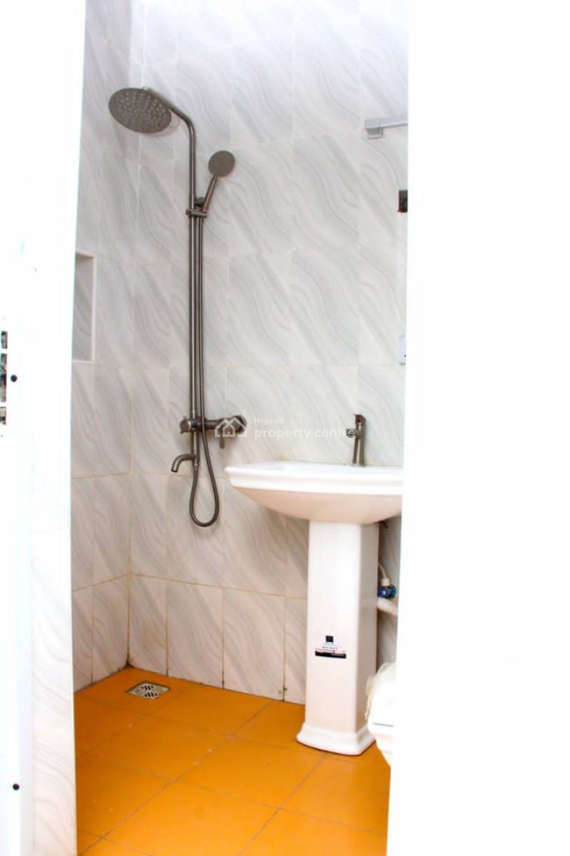 Decent 4 Bedroom Detached Bungalow, Magboro, Ogun, Detached Bungalow for Sale