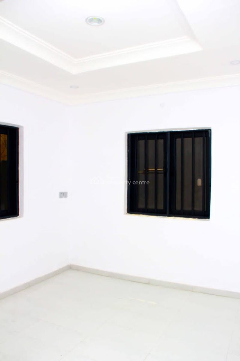 Decent 4 Bedroom Detached Bungalow, Magboro, Ogun, Detached Bungalow for Sale