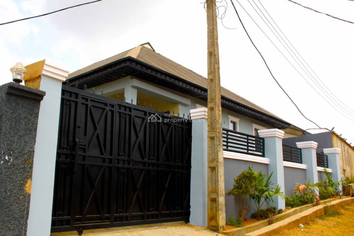 Decent 4 Bedroom Detached Bungalow, Magboro, Ogun, Detached Bungalow for Sale