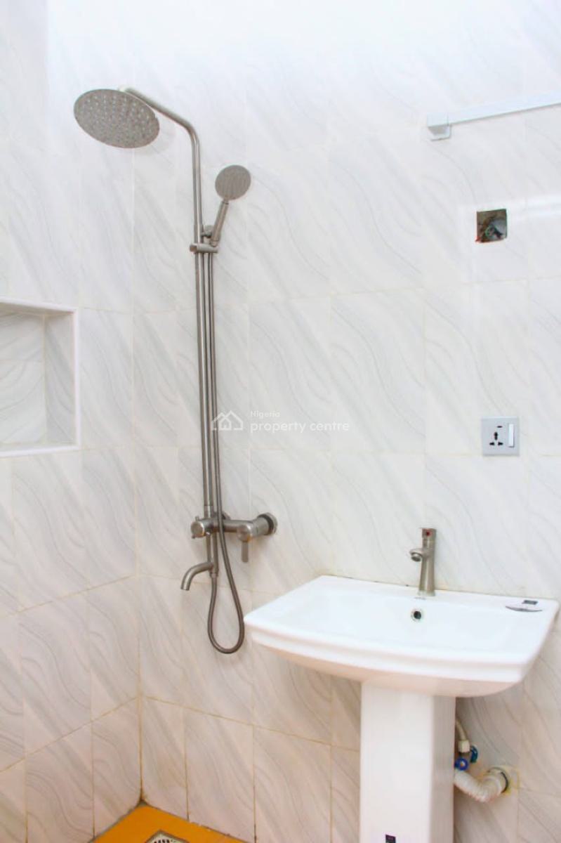 Decent 4 Bedroom Detached Bungalow, Magboro, Ogun, Detached Bungalow for Sale