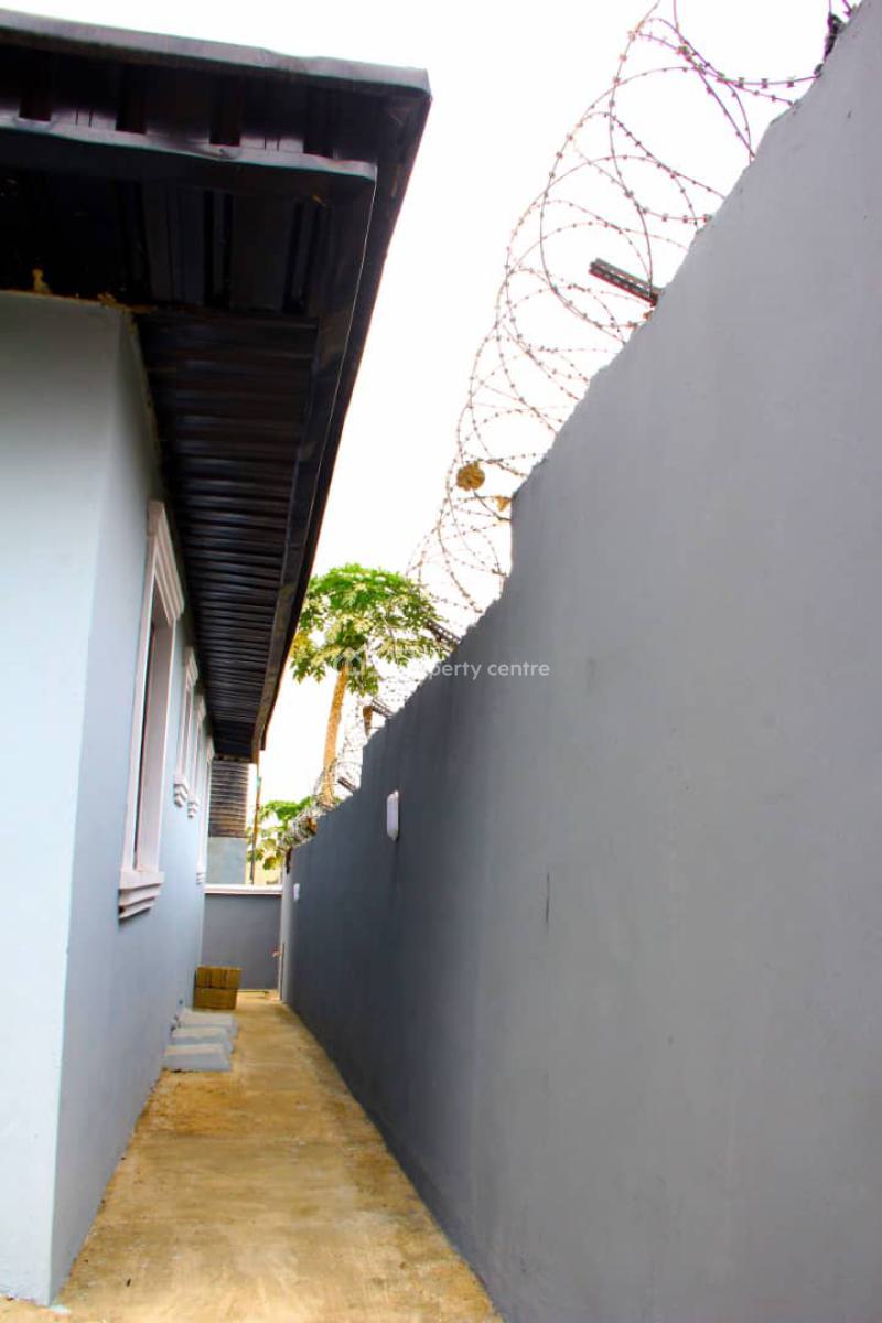 Decent 4 Bedroom Detached Bungalow, Magboro, Ogun, Detached Bungalow for Sale