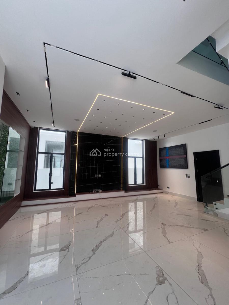 5 Bedrooms Fully Detached Duplex with Bq, Lekki, Lagos, Detached Duplex for Sale