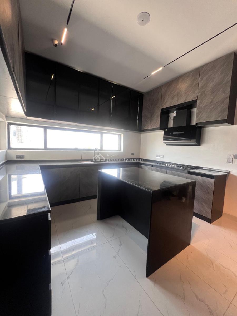 5 Bedrooms Fully Detached Duplex with Bq, Lekki, Lagos, Detached Duplex for Sale