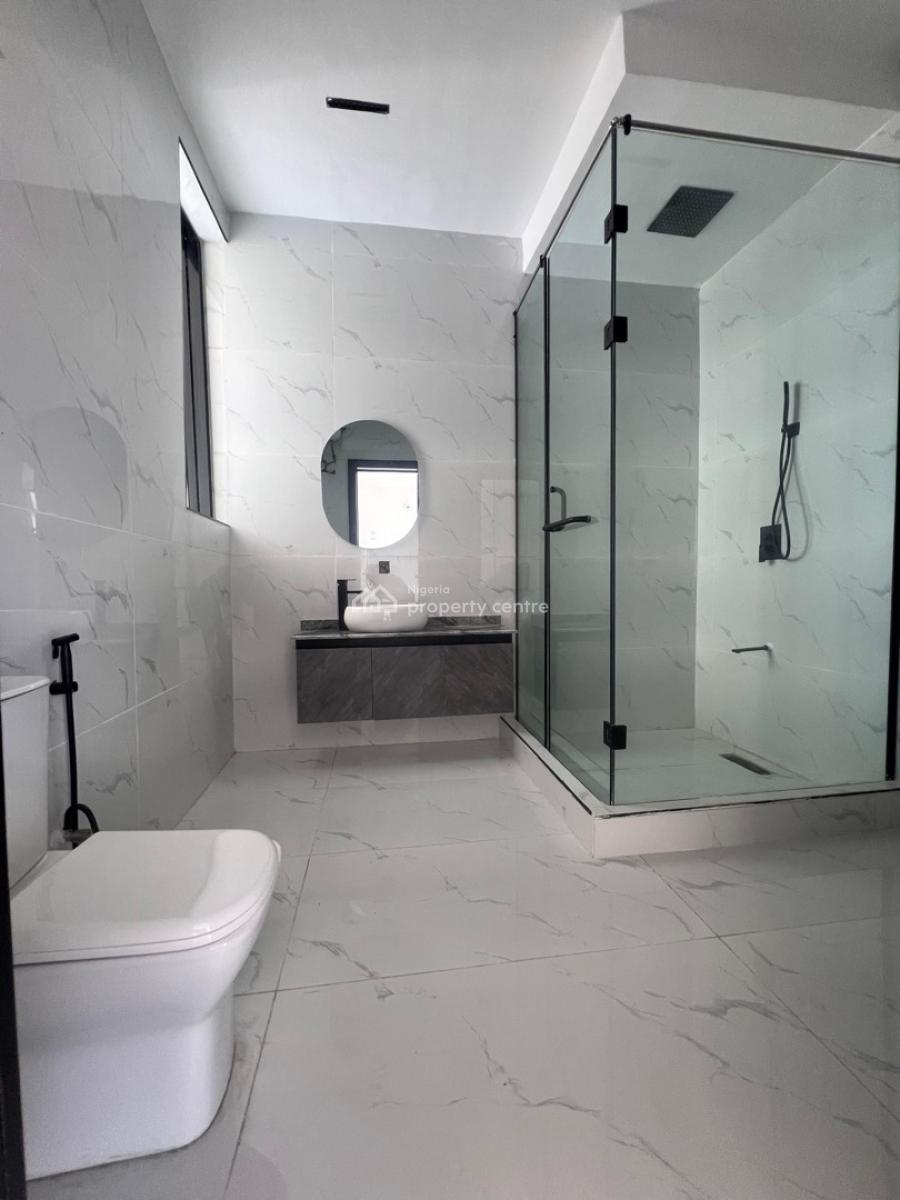 5 Bedrooms Fully Detached Duplex with Bq, Lekki, Lagos, Detached Duplex for Sale