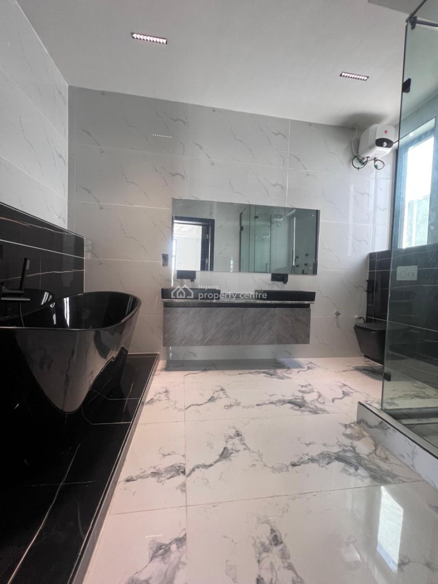 5 Bedrooms Fully Detached Duplex with Bq, Lekki, Lagos, Detached Duplex for Sale