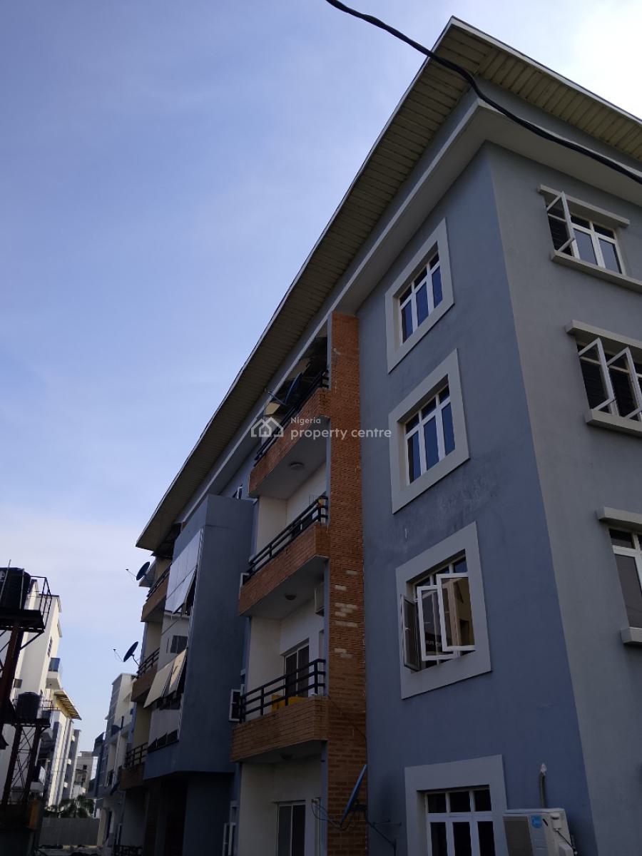 Distress Furnished 3 Bedroom Apartment with Bq on 1st Floor, Kenneth Odidika Estate, Ologolo, Lekki, Lagos, Flat / Apartment for Sale