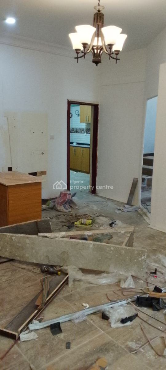 a Gorgeous Room and Parlor, Chevron Drive, Lekki, Lagos, Mini Flat (room and Parlour) for Rent