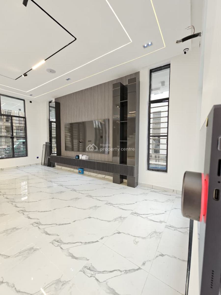 Outstanding Spacious 5 Bedroom Fully Detached Duplex with Bq, & Swimming, Lekki, Lagos, Detached Duplex for Sale