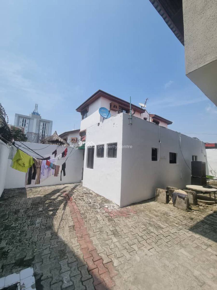 1 Bedroom Apartment, Lekki Phase 1, Lekki, Lagos, Mini Flat (room and Parlour) for Rent