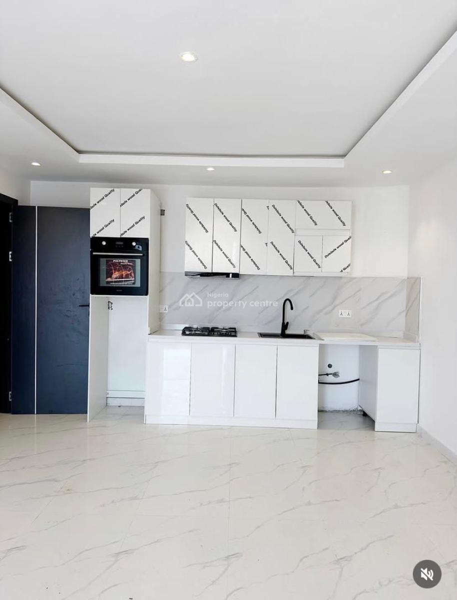 Luxurious 3 Bedroom Apartment with Swimming Pool & Elevator, Lekki Phase 1, Lekki, Lagos, Flat / Apartment for Rent