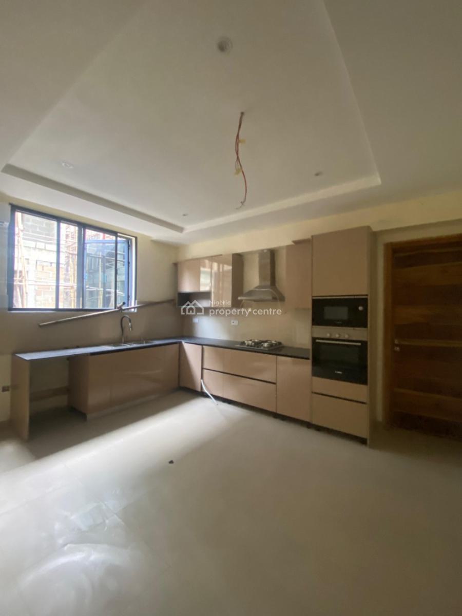 3-bedroom Apartment with Swimming Pool & Gym, Lekki Phase 1, Lekki, Lagos, Flat / Apartment for Sale