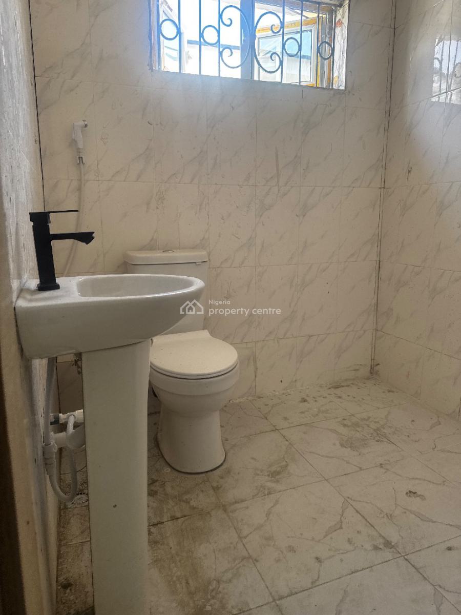 Newly Built & Executive 4-bedroom Terrace Duplex, General Paint, Ajah, Lagos, Terraced Duplex for Rent